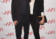 娱乐圈向来是吃瓜的地方吗,全民“吃瓜”的欢乐盛宴